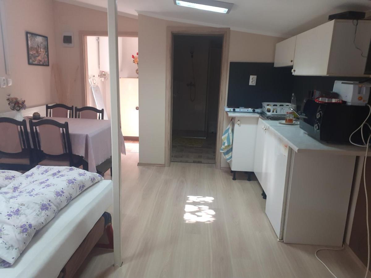 Csilla Apartman Balogunyom Экстерьер фото